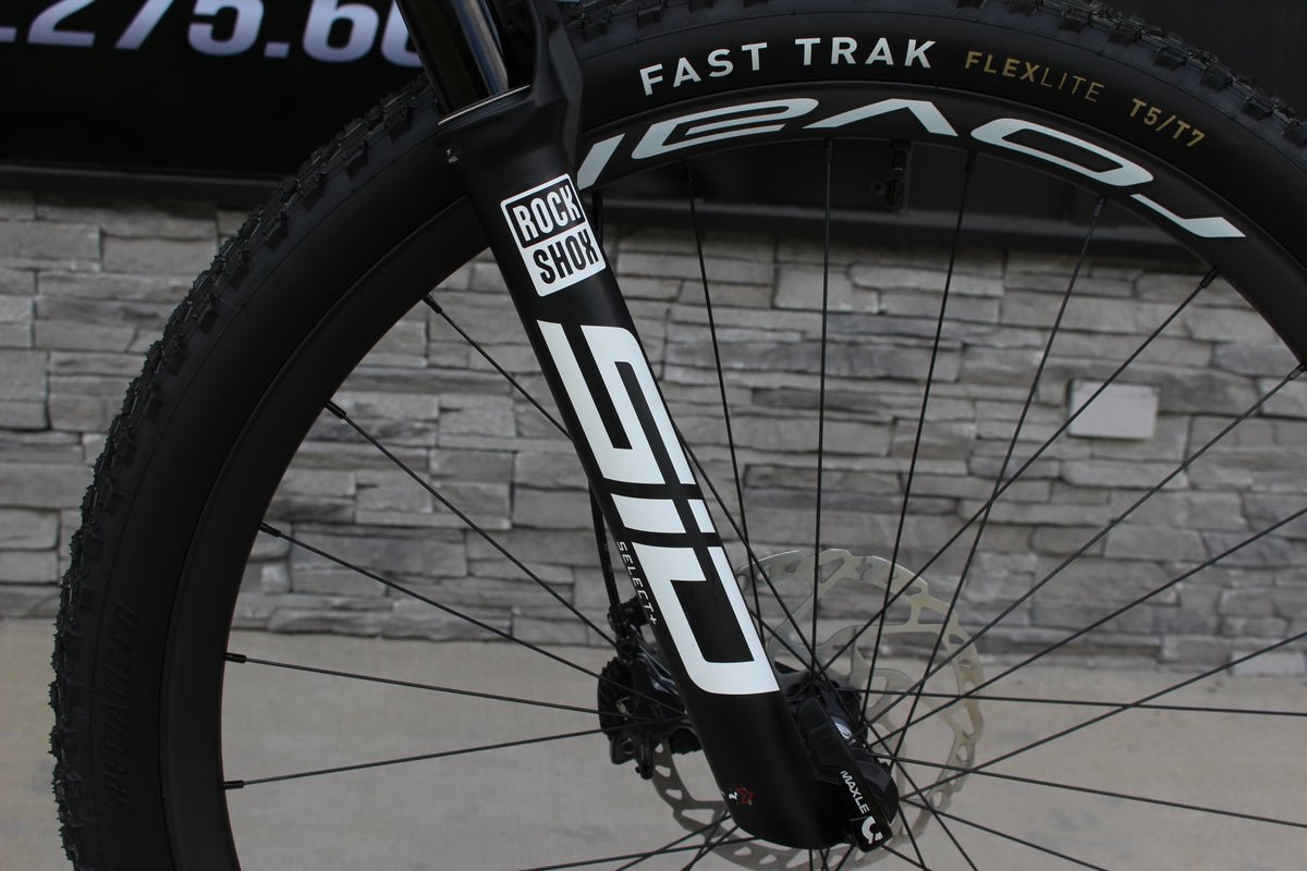 2026 Specialized Epic 8 Expert Di2 - 24lbs- NEW!