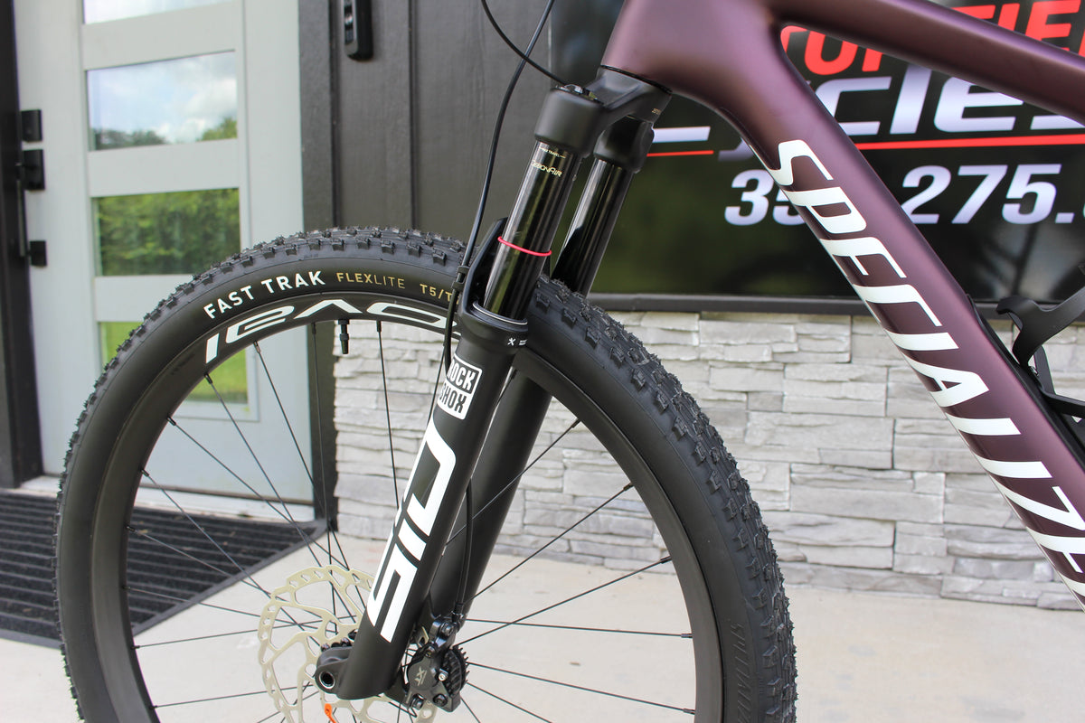 2026 Specialized Epic 8 Expert Di2 - 24lbs- NEW!