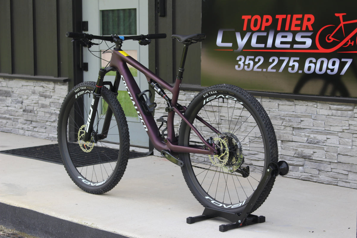 2026 Specialized Epic 8 Expert Di2 - 24lbs- NEW!