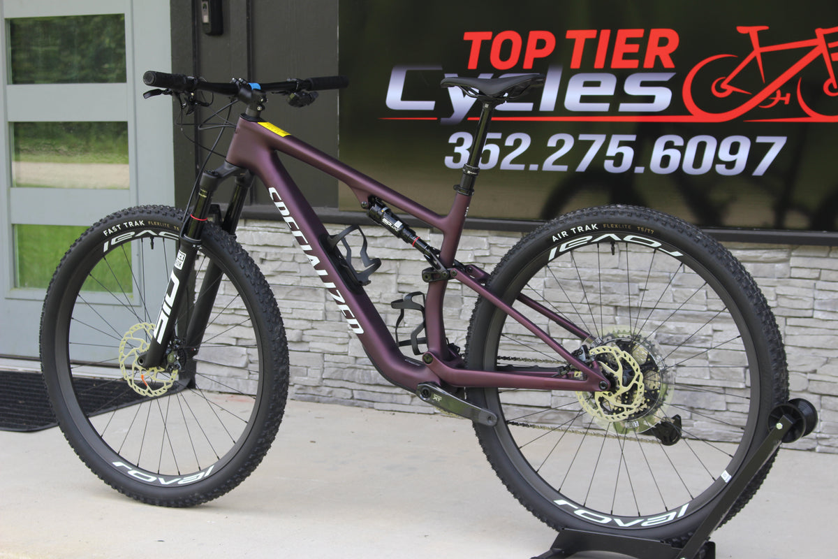 2026 Specialized Epic 8 Expert Di2 - 24lbs- NEW!