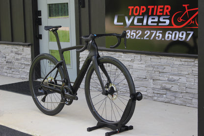 2025 Pinarello F7- Ultegra Di2- Disc- BRAND NEW