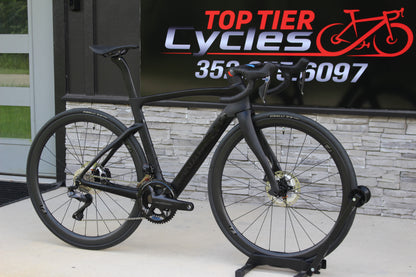 2025 Pinarello F7- Ultegra Di2- Disc- BRAND NEW