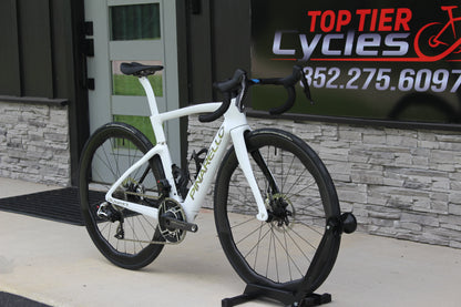 2026 Pinarello Dogma F Disc-Red AXS- BRAND NEW!
