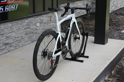 2026 Pinarello Dogma F Disc-Red AXS- BRAND NEW!