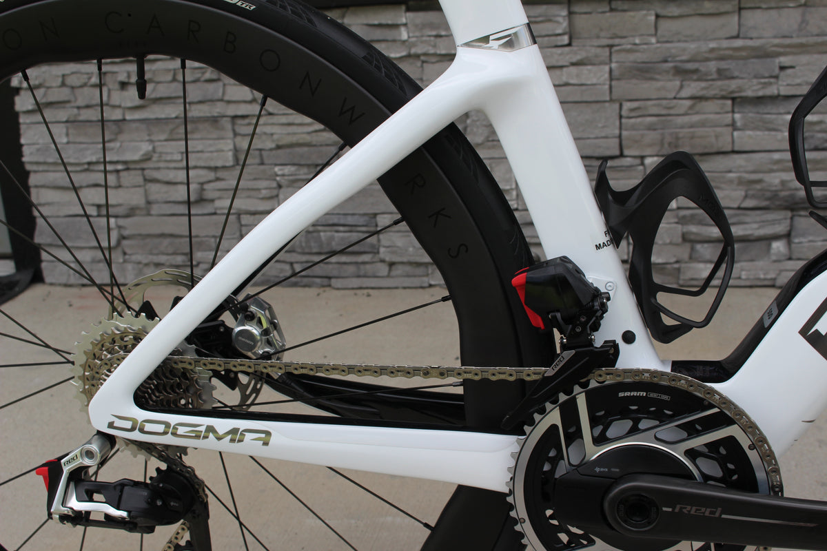 2026 Pinarello Dogma F Disc-Red AXS- BRAND NEW!