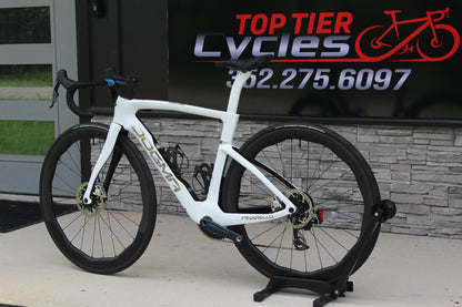 2026 Pinarello Dogma F Disc-Red AXS- BRAND NEW!