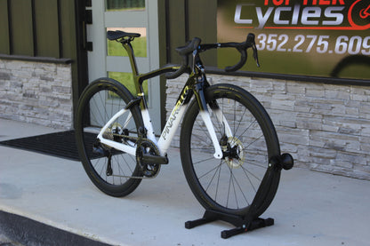 2025 Pinarello F7- Ultegra Di2- Disc- BRAND NEW
