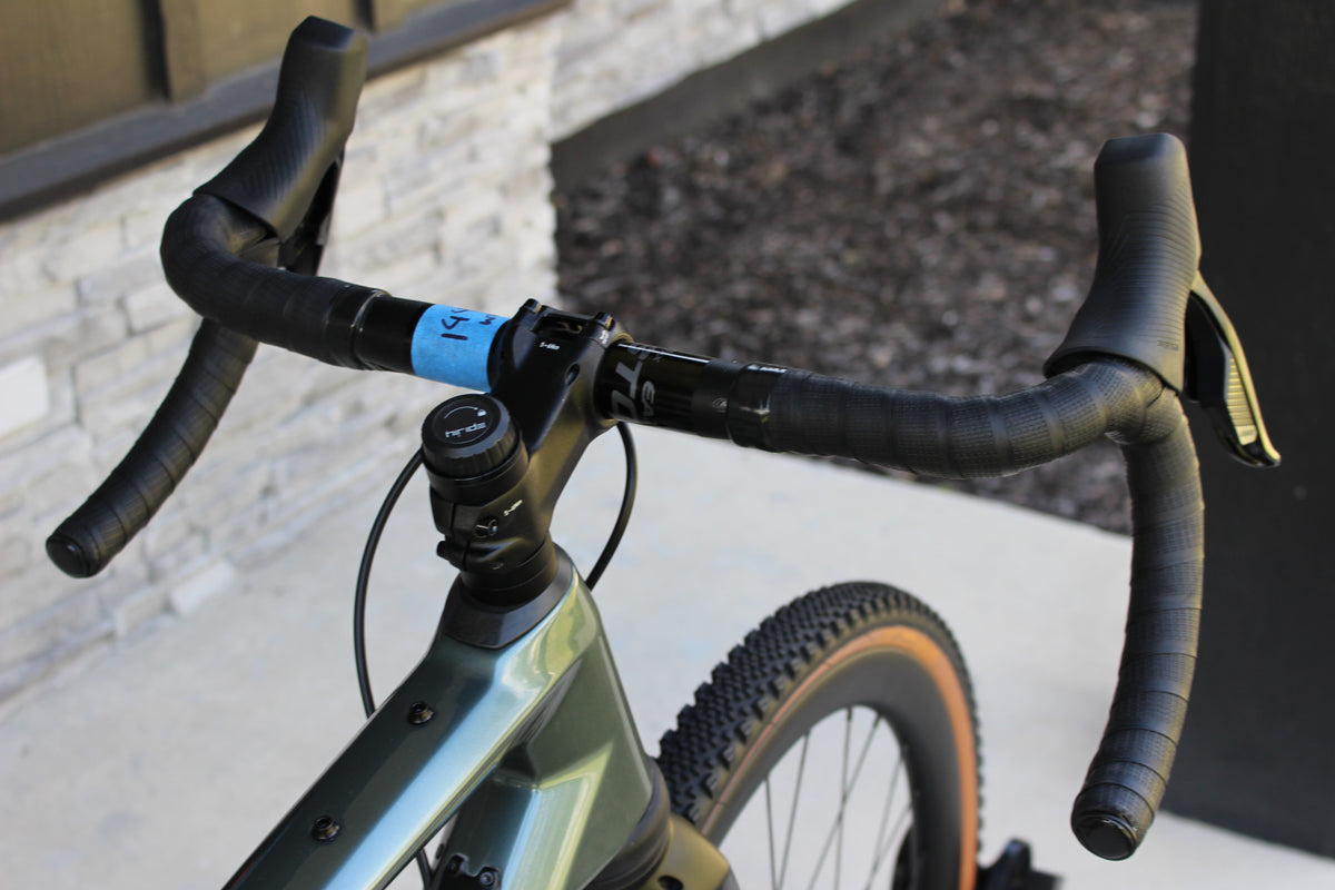 2023 URS LT Two- Carbon Gravel/CX- Brand NEW!
