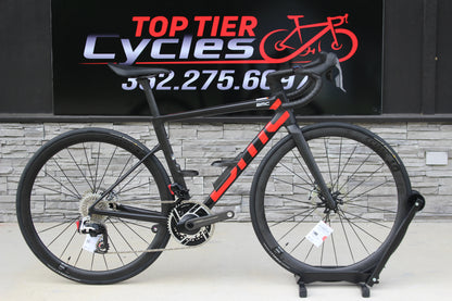 2026 BMC Teammachine SLR 01 ONE- 14lbs- New!