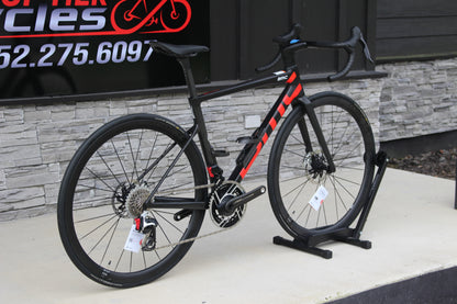 2026 BMC Teammachine SLR 01 ONE- 14lbs- New!