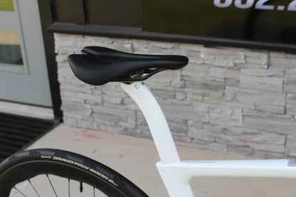 2026 Pinarello Dogma F Disc-Red AXS- BRAND NEW!