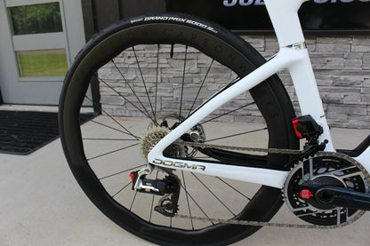 2026 Pinarello Dogma F Disc-Red AXS- BRAND NEW!