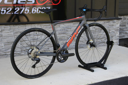 2024 BMC Teammachine SLR Two Di2- 17lbs- NEW!