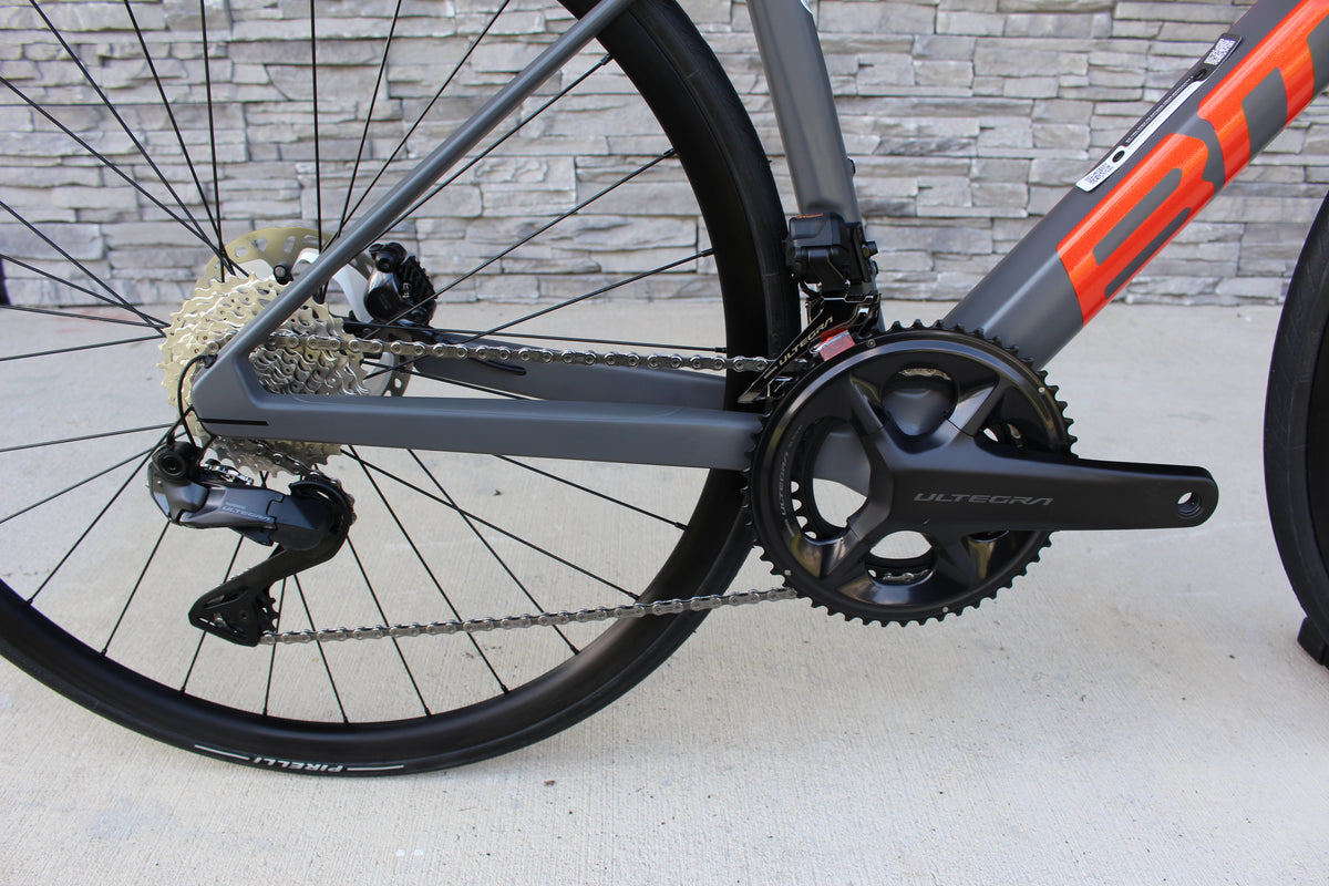 2024 BMC Teammachine SLR Two Di2- 17lbs- NEW!