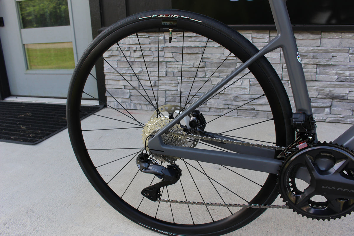 2024 BMC Teammachine SLR Two Di2- 17lbs- NEW!