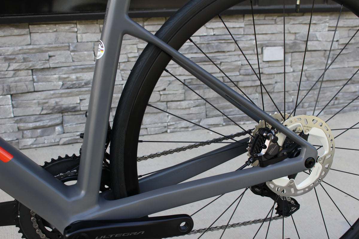 2024 BMC Teammachine SLR Two Di2- 17lbs- NEW!