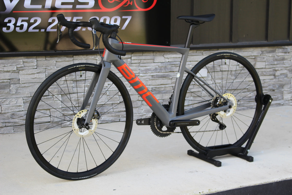 2024 BMC Teammachine SLR Two Di2- 17lbs- NEW!