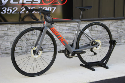 2024 BMC Teammachine SLR Two Di2- 17lbs- NEW!