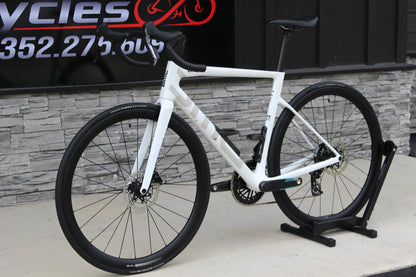 2026 BMC Teammachine SLR 01 Three- 16lbs- New!
