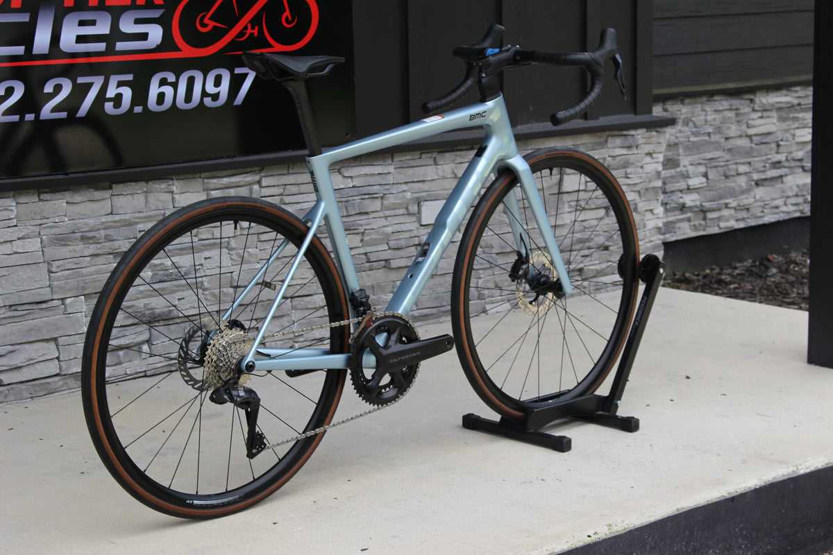 2027 BMC Teammachine SLR One Di2- 17lbs- NEW!