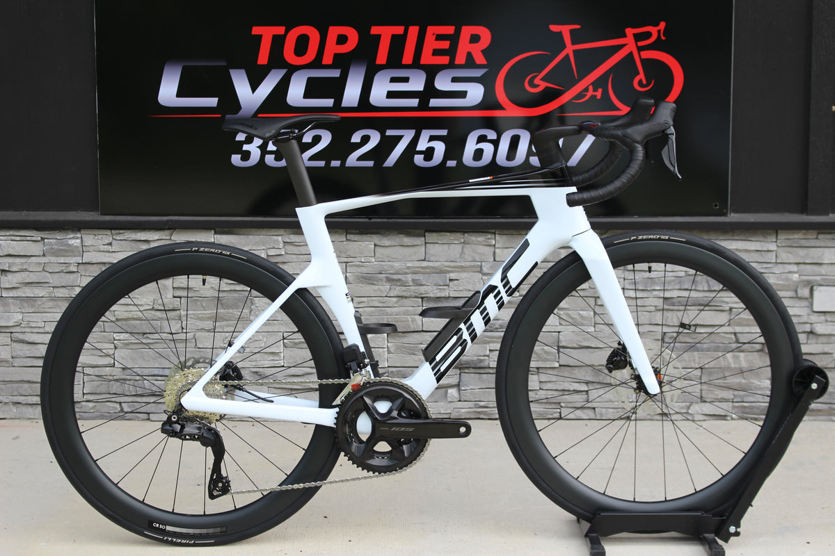 2026 BMC Teammachine R01 Aero- Di2- 17lbs- NEW!