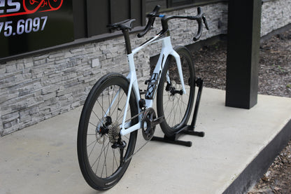 2026 BMC Teammachine R01 Aero- Di2- 17lbs- NEW!