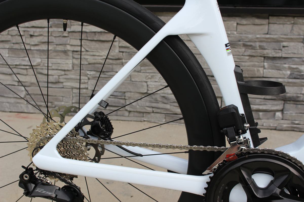 2026 BMC Teammachine R01 Aero- Di2- 17lbs- NEW!