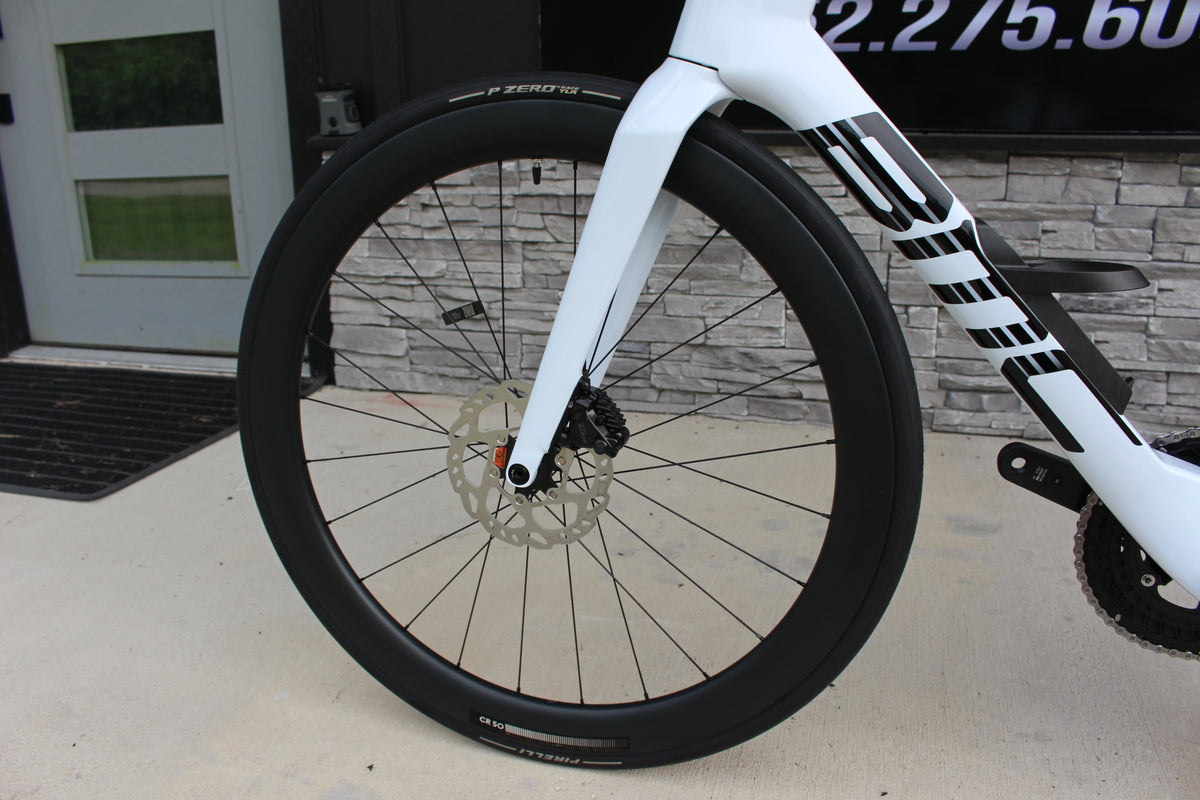 2026 BMC Teammachine R01 Aero- Di2- 17lbs- NEW!