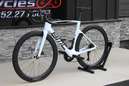 2026 BMC Teammachine R01 Aero- Di2- 17lbs- NEW!