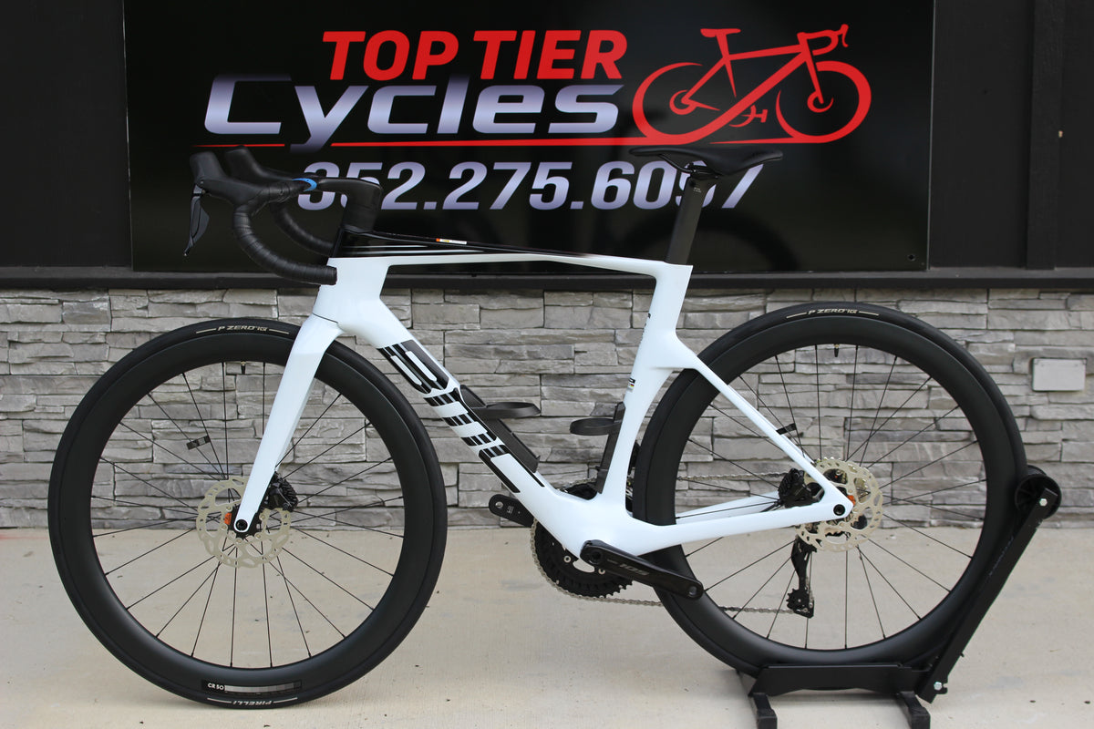 2026 BMC Teammachine R01 Aero- Di2- 17lbs- NEW!