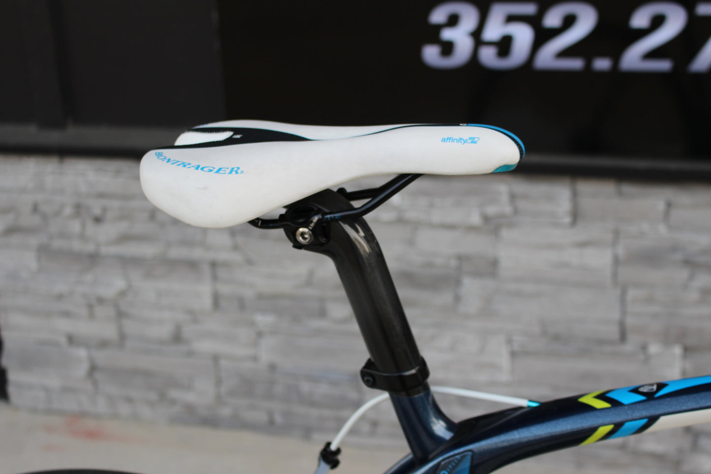 2015 Trek Silque SLX - LIKE NEW! - 16lbs