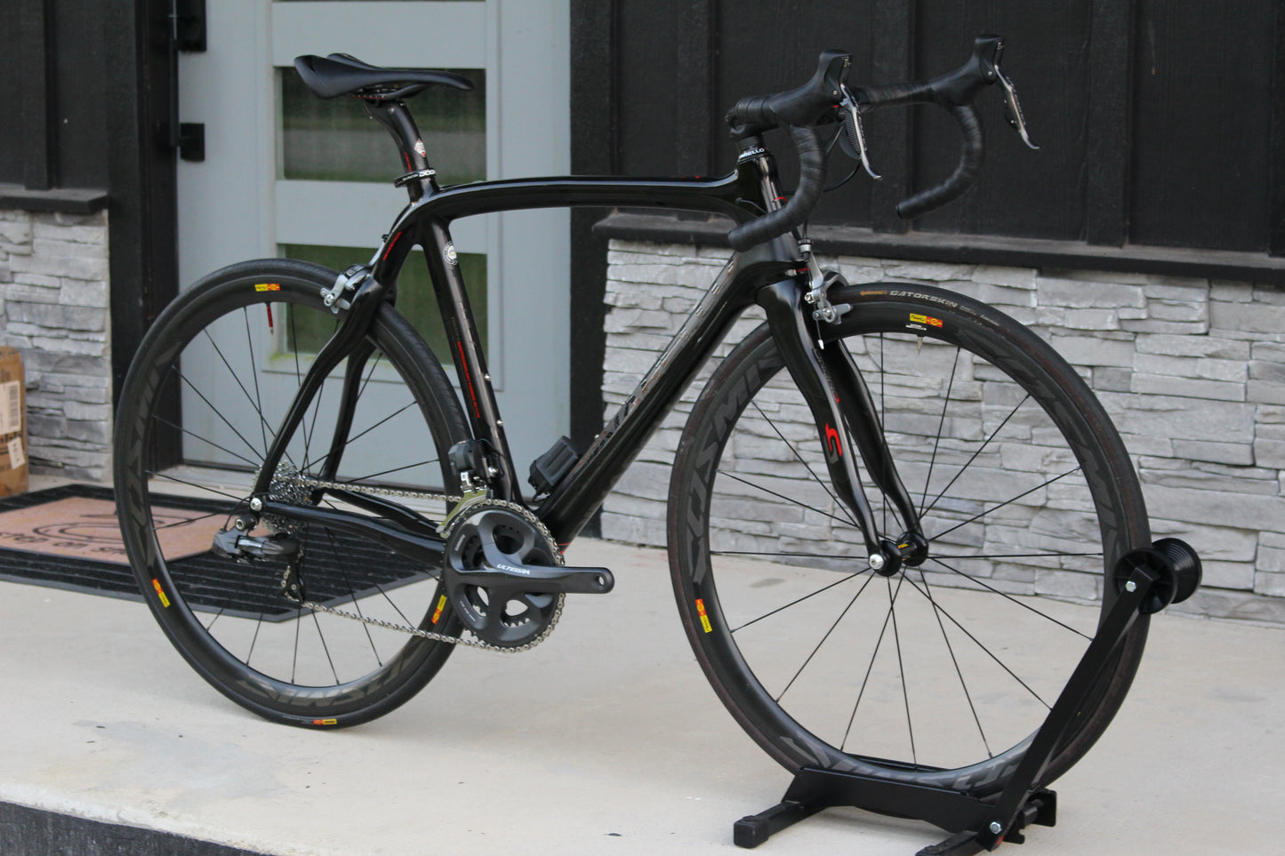 2012 Pinarello Dogma 60.1- Race Carbon Wheels - Di2 - 16lbs