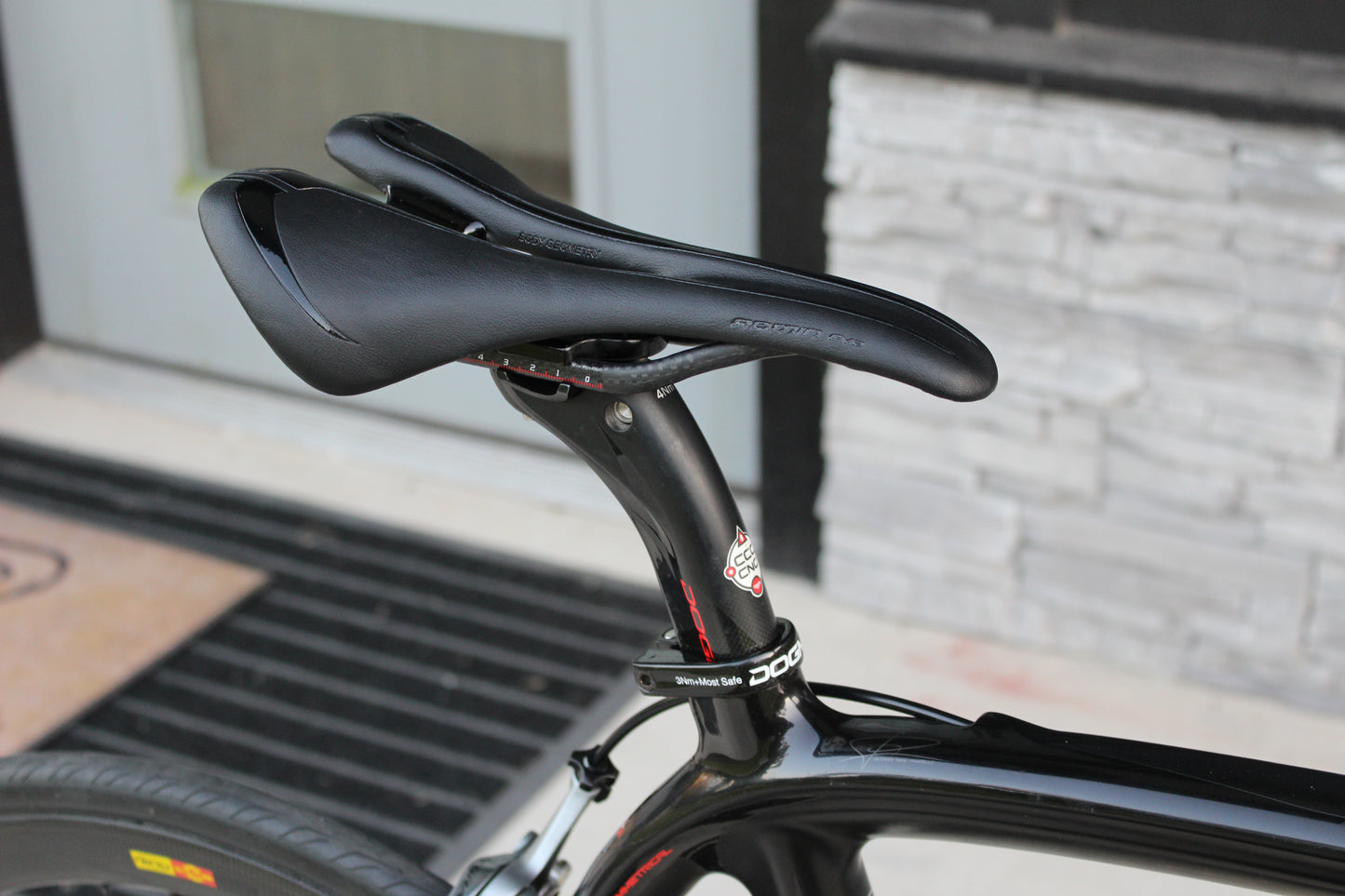 2012 Pinarello Dogma 60.1- Race Carbon Wheels - Di2 - 16lbs