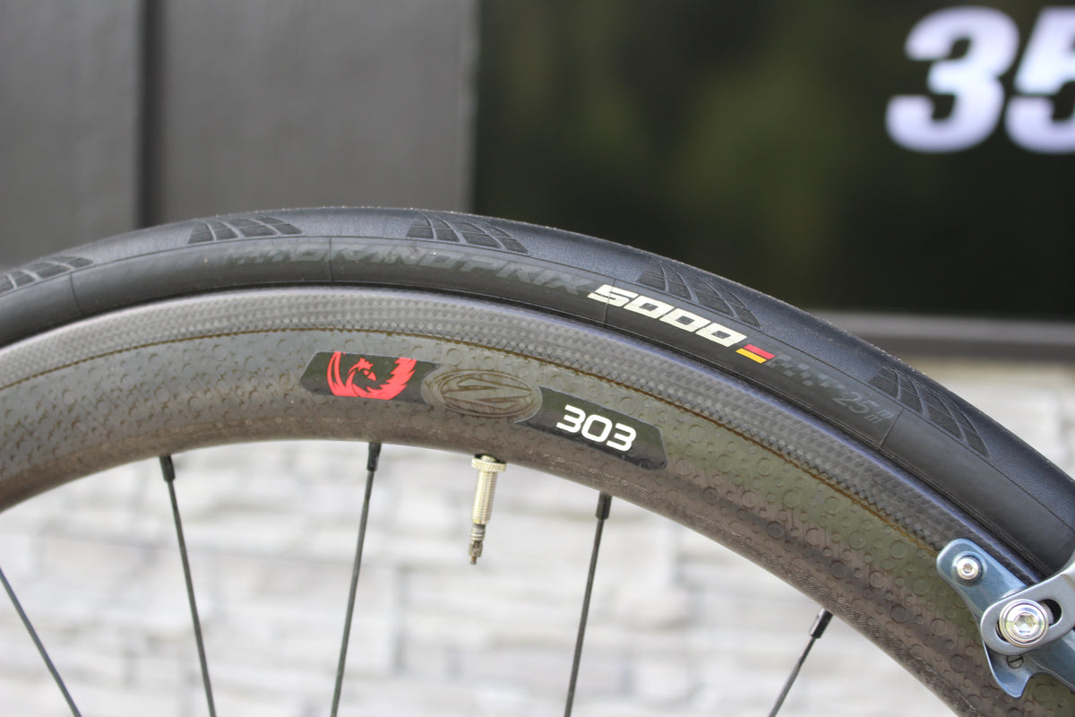 2017 Giant TCR Advanced SL Di2- 16lbs- ZIPP's!