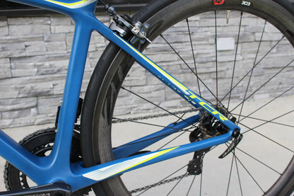 2017 Giant TCR Advanced SL Di2- 16lbs- ZIPP's!