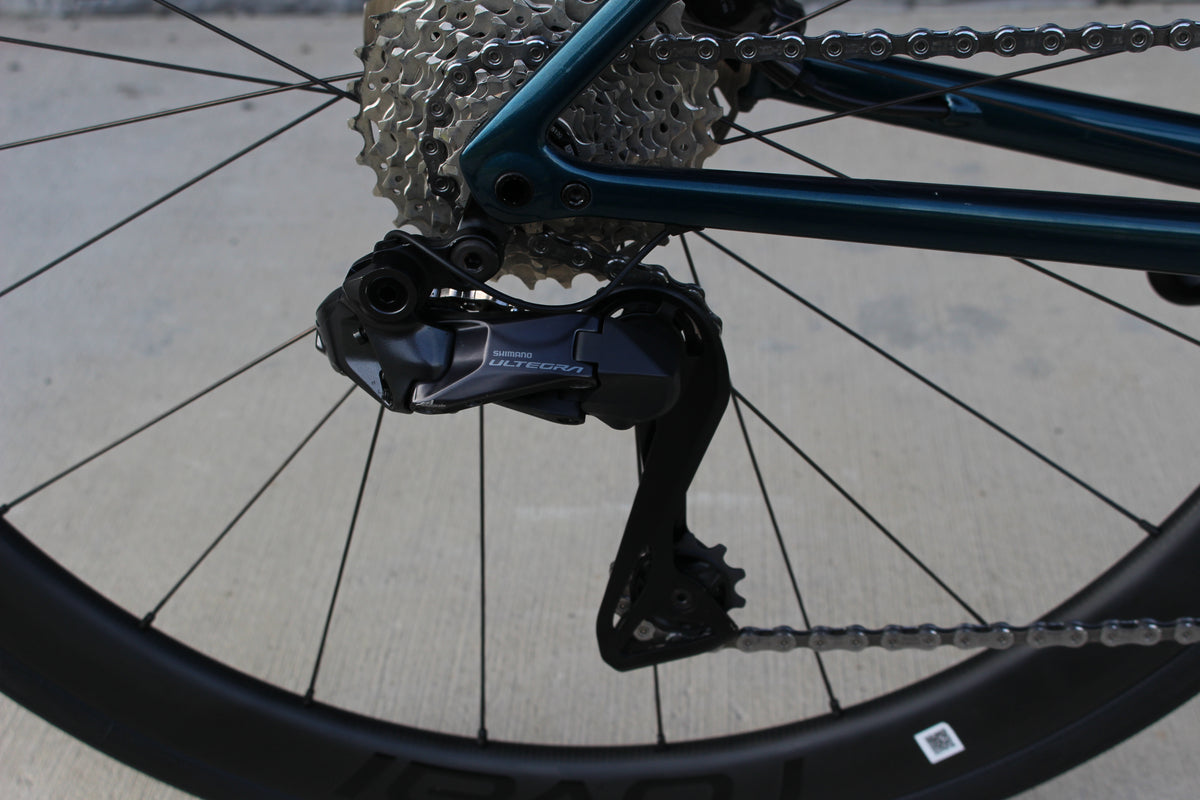 2025 Specialized Tarmac SL8 Expert Ui2- 16lbs