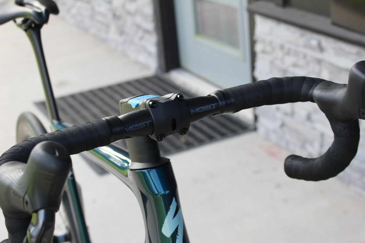 2025 Specialized Tarmac SL8 Expert Ui2- 16lbs