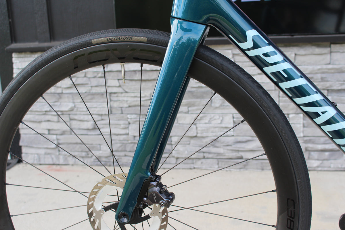 2025 Specialized Tarmac SL8 Expert Ui2- 16lbs