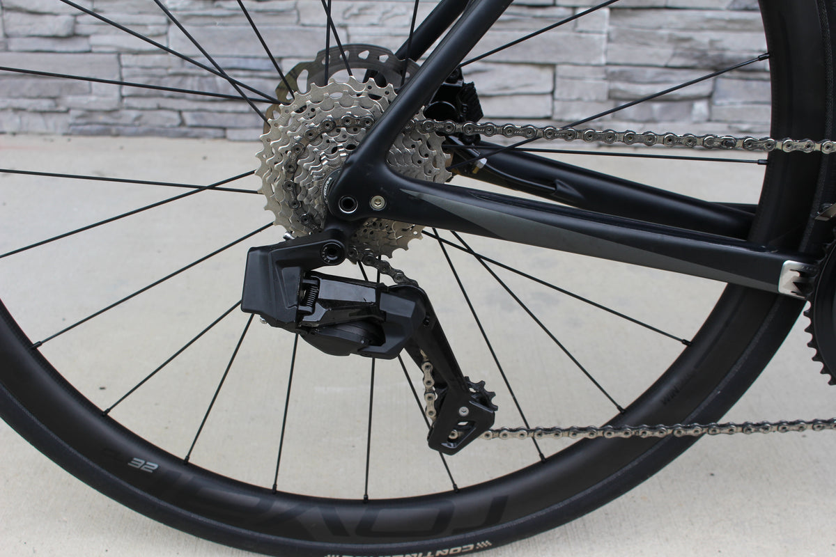 2017 Specialized Roubaix Expert Disc Di2-18lbs- $6k Retail