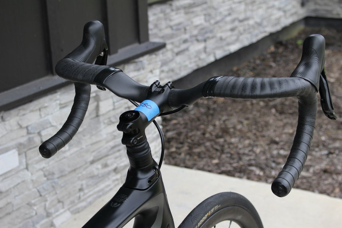2017 Specialized Roubaix Expert Disc Di2-18lbs- $6k Retail