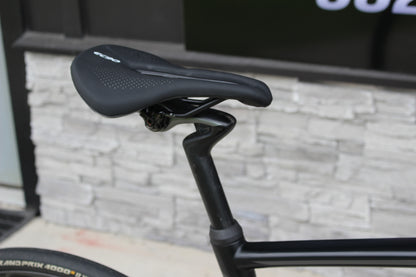 2017 Specialized Roubaix Expert Disc Di2-18lbs- $6k Retail