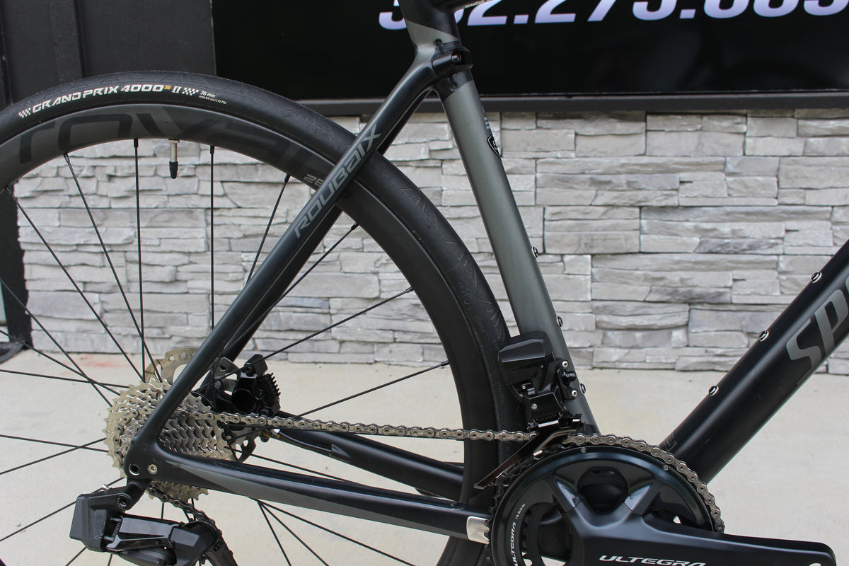2017 Specialized Roubaix Expert Disc Di2-18lbs- $6k Retail