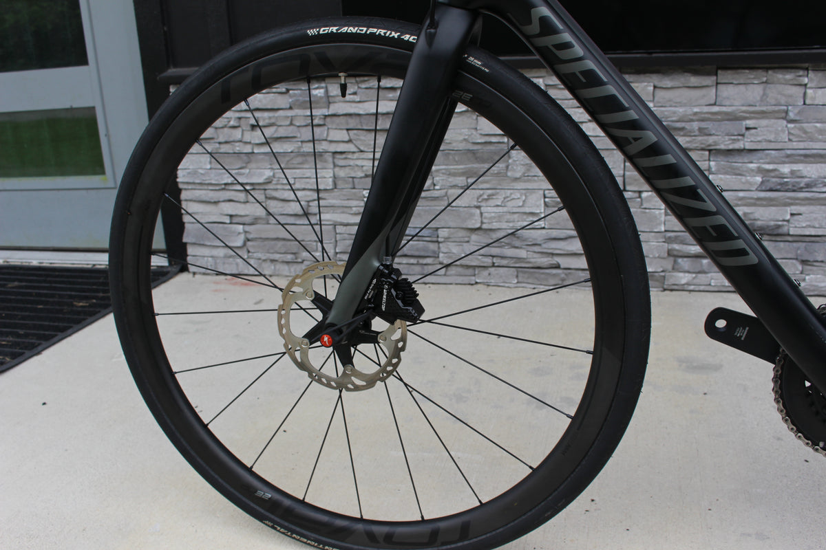 2017 Specialized Roubaix Expert Disc Di2-18lbs- $6k Retail