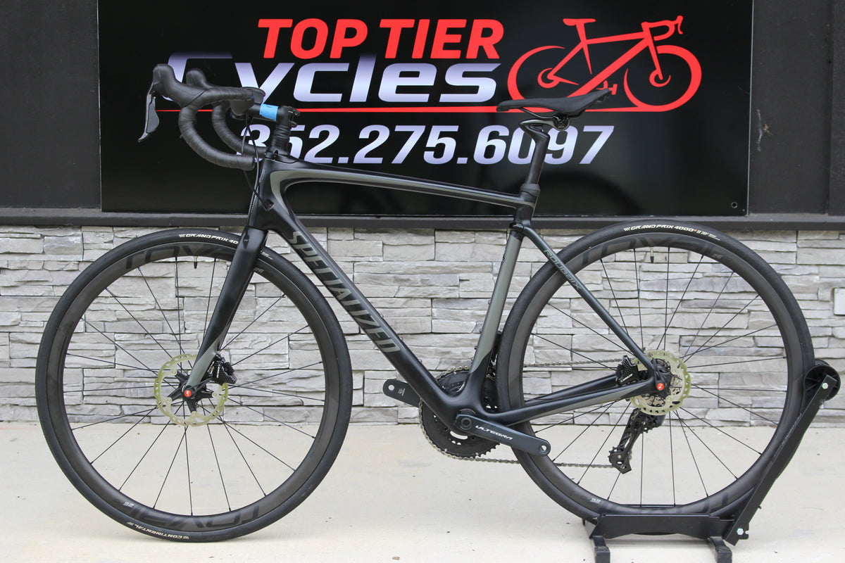 2017 Specialized Roubaix Expert Disc Di2-18lbs- $6k Retail