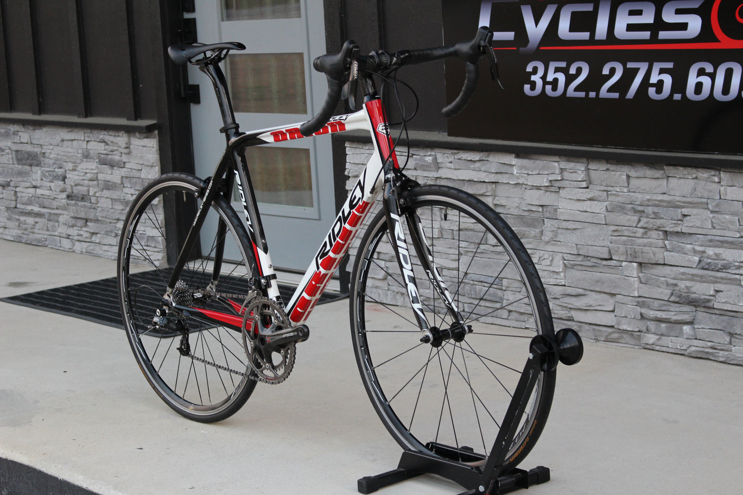 2009 Ridley Orion - Full Carbon Roadie - 17lbs