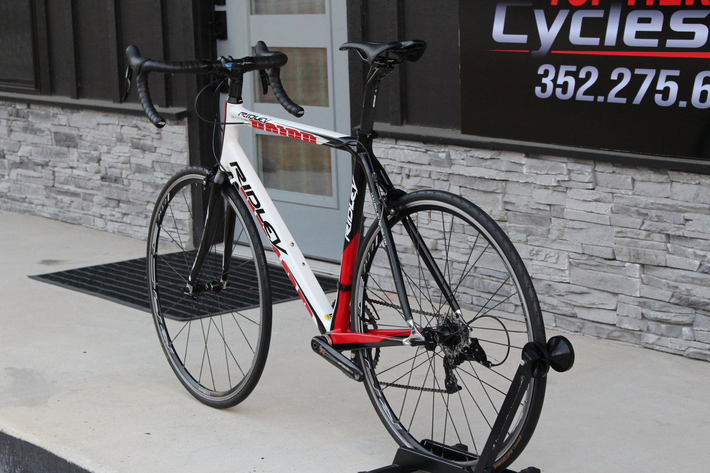 2009 Ridley Orion - Full Carbon Roadie - 17lbs