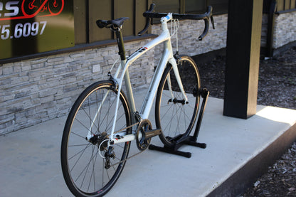 2016 Trek Domane 5.2 - Carbon/Comfort! - 17lbs