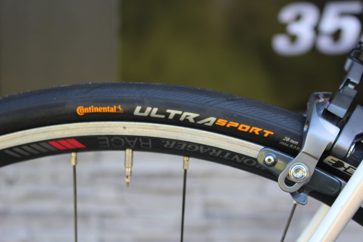 2016 Trek Domane 5.2 - Carbon/Comfort! - 17lbs