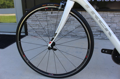 2016 Trek Domane 5.2 - Carbon/Comfort! - 17lbs