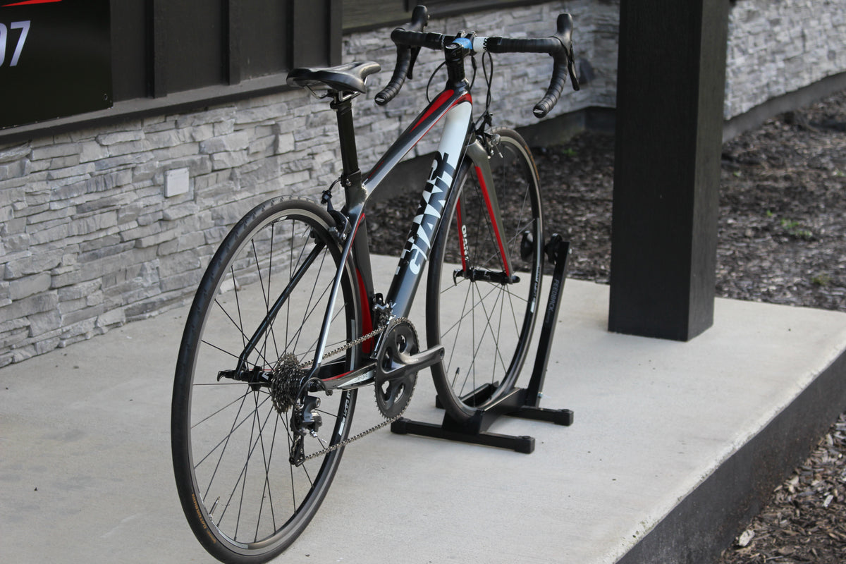 2013 Giant Avail Composite 1- Ladies- 17lbs- Full Carbon